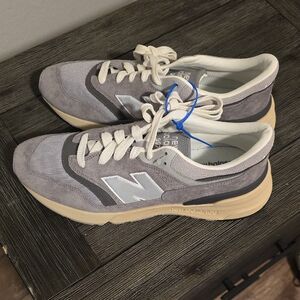 NWT Men's Brand New "New Balance 997R" In Color Grey And White. Various Sizes